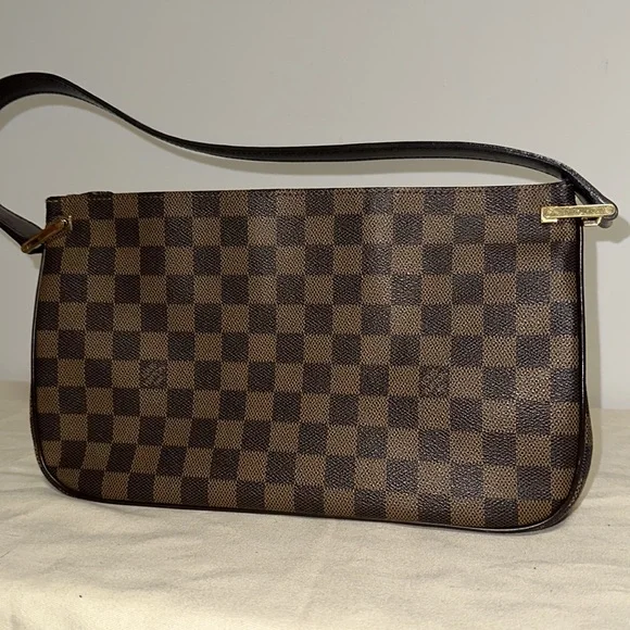 Louis Vuitton damier ebene Aubagne pochette shoulder bag - Picture 3 of 16